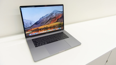MacBook Pro 15 2018 INTEL i7  | RAM 32GB | SSD 256GB | VGA 555X