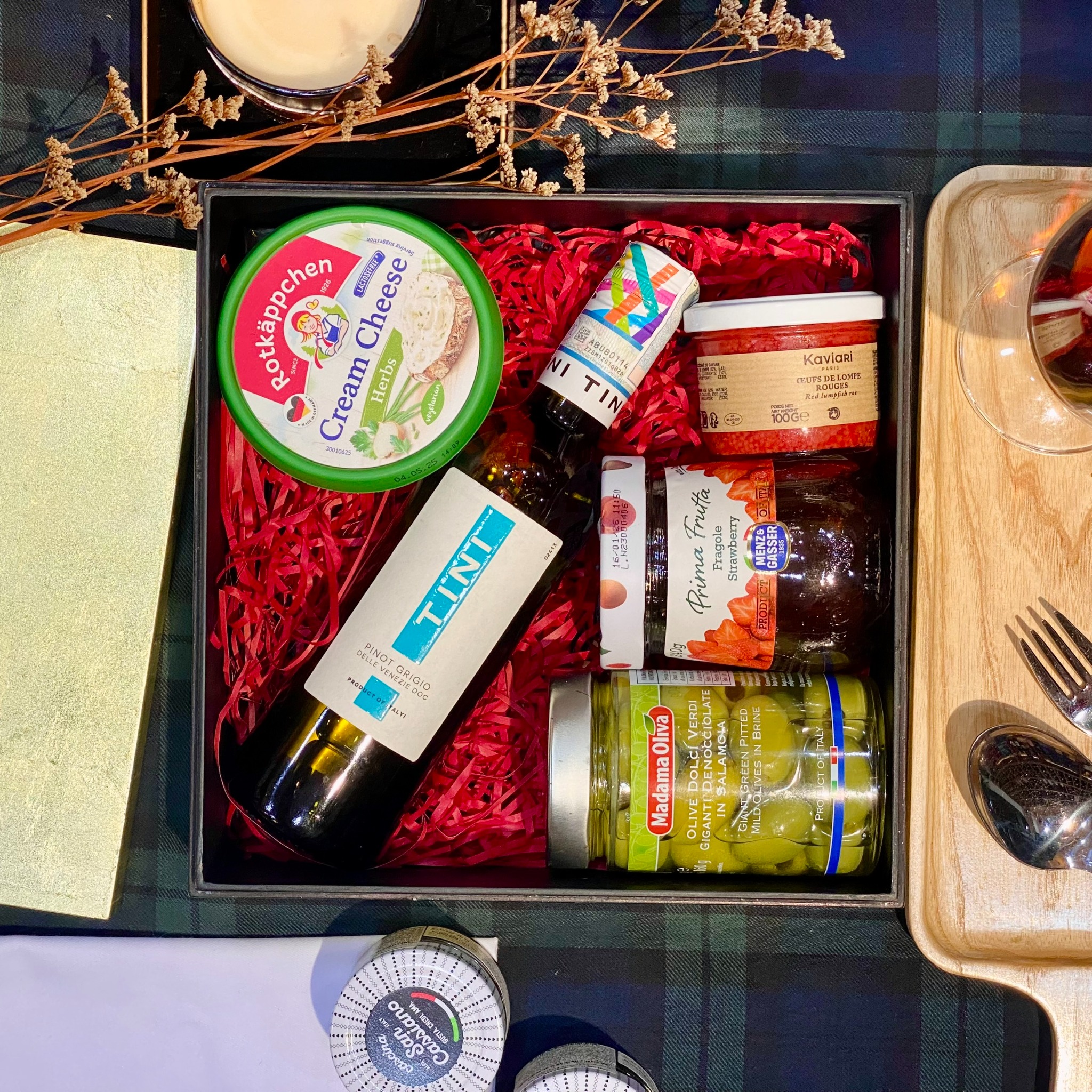 Luxury Gourmet Gift Box 1085