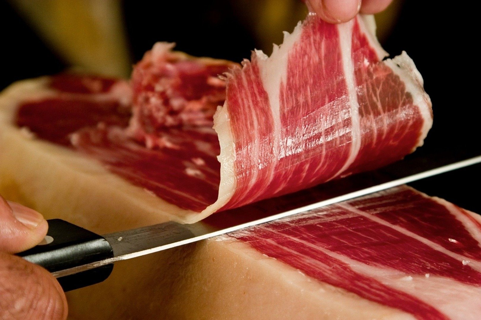 Thịt heo muối Iberico