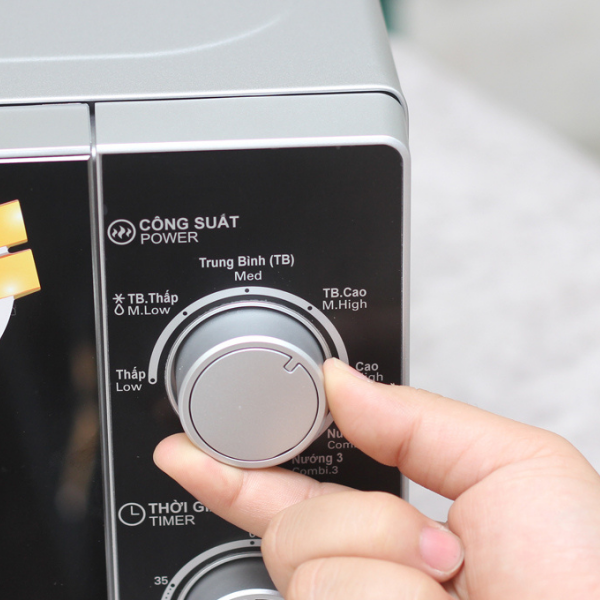 Lò vi sóng Sharp R-G223VN-SM 20 lít