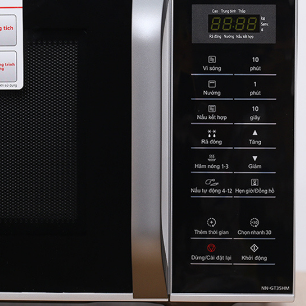 Lò vi sóng Panasonic NN-GT35HMYUE 23 lít