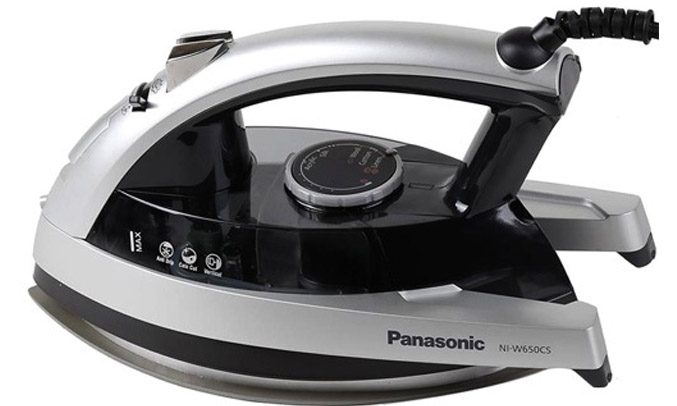 BÀN là PANASONIC NI-W650CSLRA