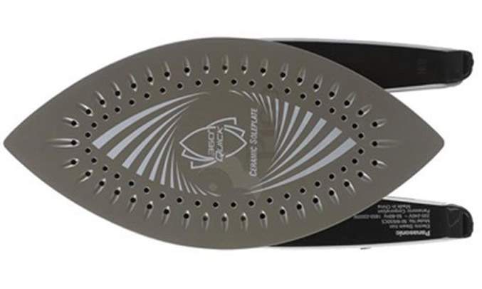 BÀN là PANASONIC NI-W650CSLRA