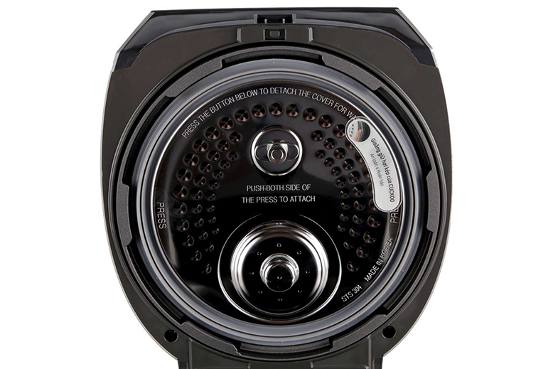 Nồi cơm áp suất điện tử cao tần Cuckoo 1.8 lít CRP-LHTR1009F