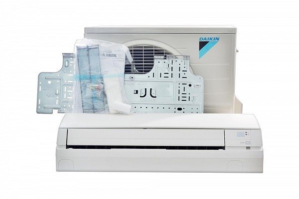 Điều Hòa Inverter FTKC35UAVMV - 1.5HP