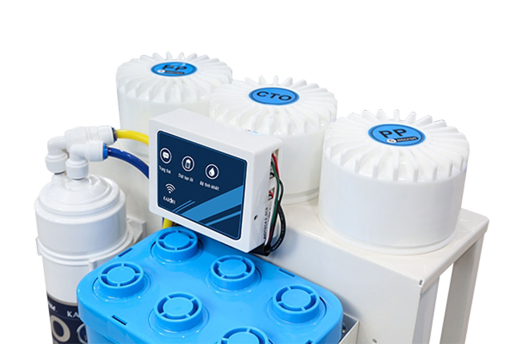 Máy lọc nước 10 lõi Karofi KAQ-U95