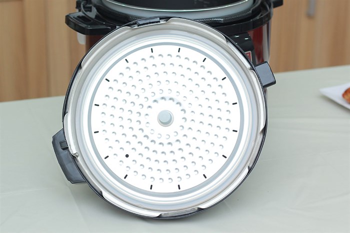 Nồi áp suất điện Sunhouse SHD-1552 5 lít