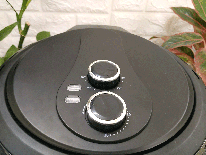 Nồi chiên không dầu 6.5L Lock&Lock EJF586BLK