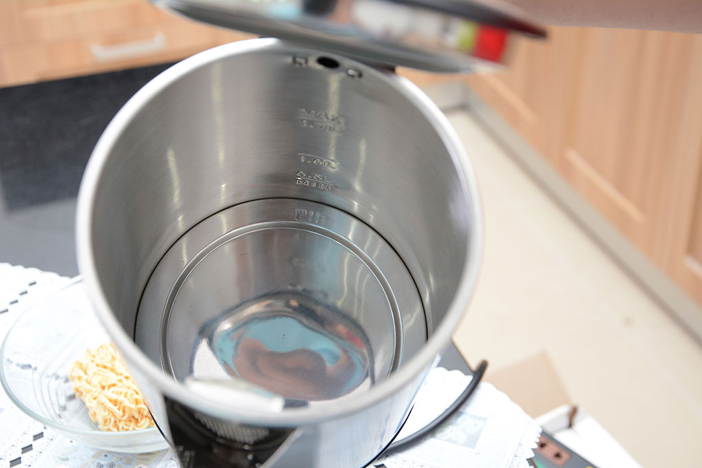 Ấm siêu tốc inox 1,7L Philips HD9316/03