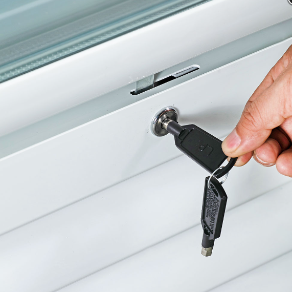 Tủ Đông Đứng Mặt Kính Alaska IF 700G2