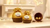 Sô cô la hảo hạng Ferrero Rocher nhập khẩu Đức hình cầu nơ 240gr (8)