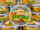 Kẹo dẻo trái cây hình con thú vui nhộn Trolli Fun For All - Hộp 1kg (6)