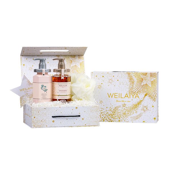  Set hộp quà Sao 1 sữa tắm hoa trà + 1 sữa tắm hoa hồng + bông tắm 