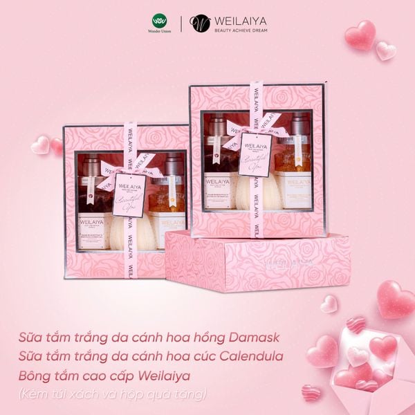  Hộp quà PINK ROSE 1 sữa tắm hoa cúc + sữa tắm hoa hồng + Bông tắm 