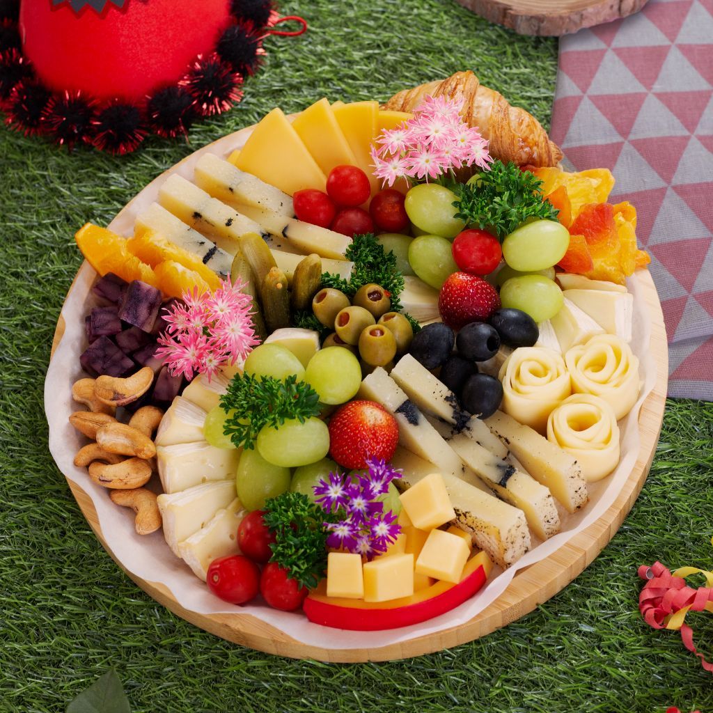 Large Cheese Charcuterie Board - Cold Cuts Cheese Only