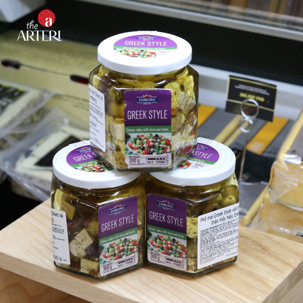 Phô Mai Greek Style với Trái Olive và Thảo Mộc Emborg 300g