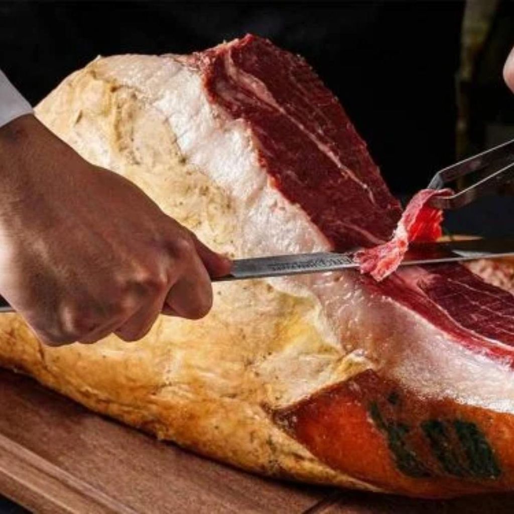 Đùi Trước Heo Muối Iberico Bellota 36 Tháng Có Xương