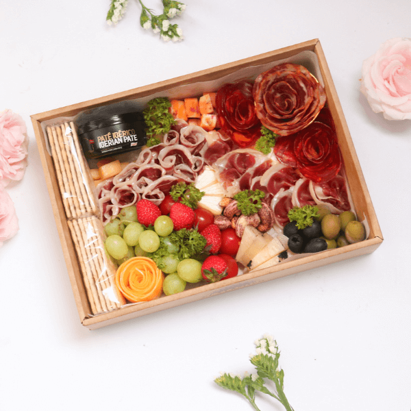 Gourmet Charcuterie Board - Cold Cuts Chuẩn Âu Thượng Hạng