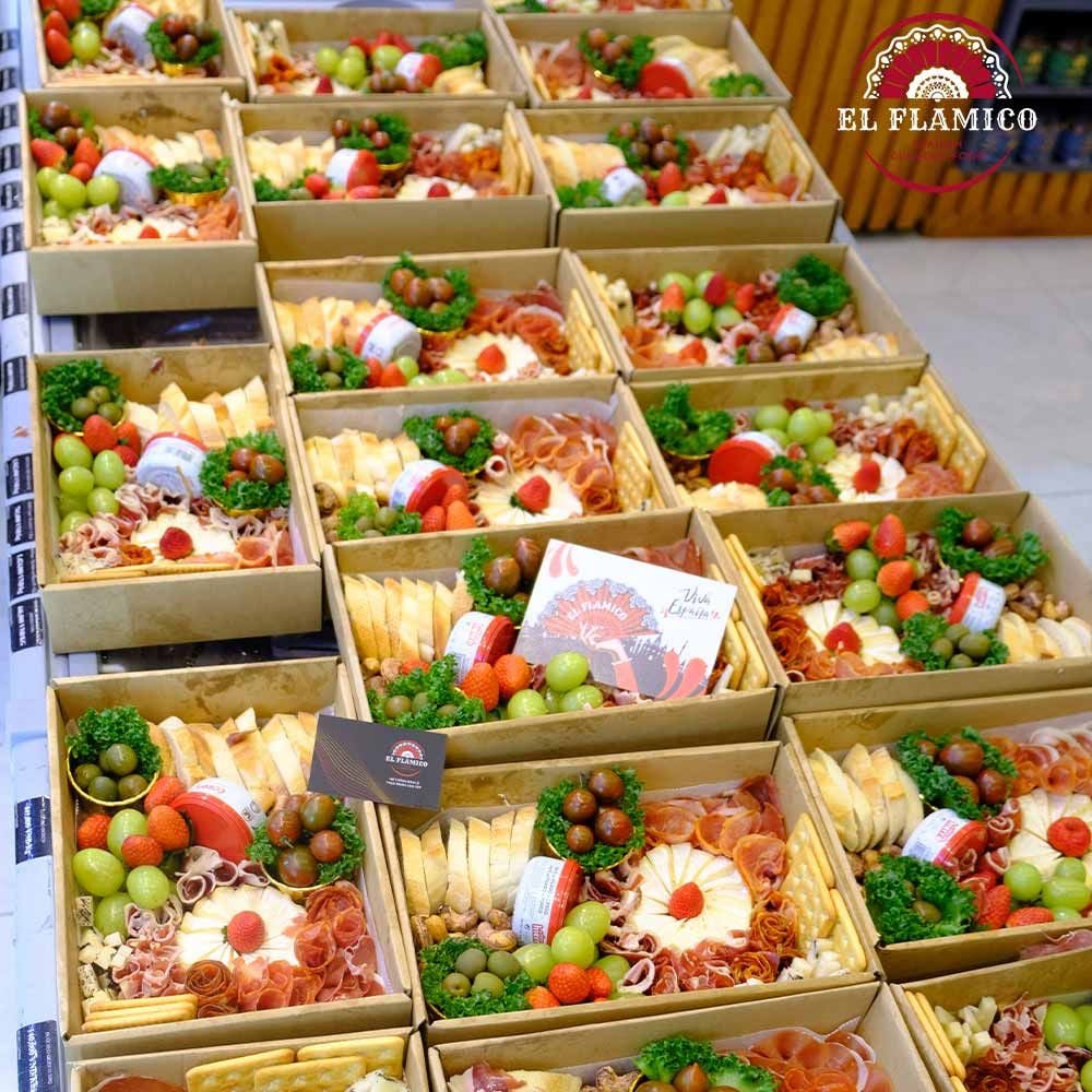 Premium Charcuterie Board - Cold Cuts Chuẩn Âu Cao Cấp