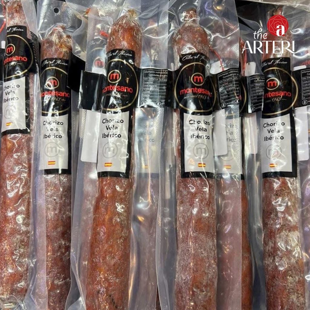 Xúc Xích Iberico Cebo - Chorizo Muối Nguyên Cây (275g) Montesano