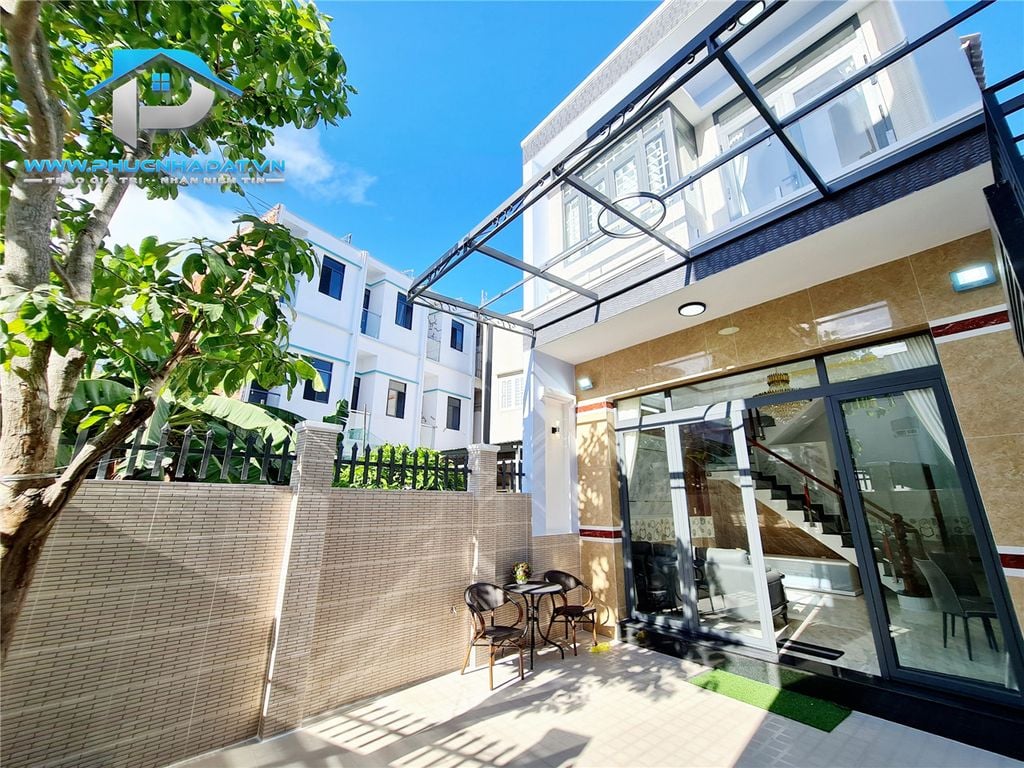 Bán Nhà Có Sân Vườn Đường Đặng Nhữ Lâm Thị Trấn Nhà Bè