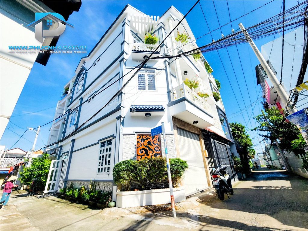 Nhà Góc 2 Mặt Tiền Đường Xe Hơi 76 Dương Cát Lợi Thị Trấn Nhà bè