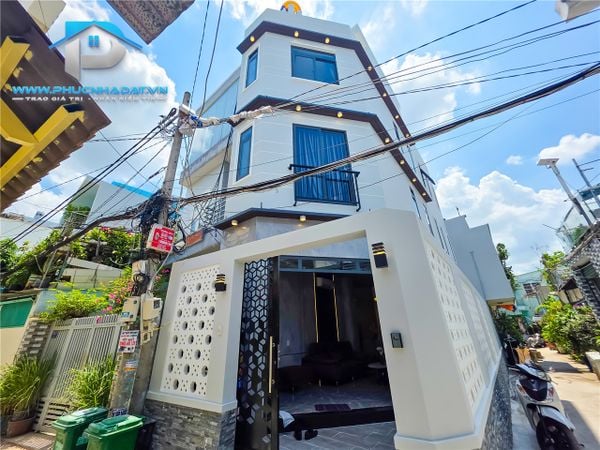 Nhà Đẹp Khỏi Chê Góc 2 Mặt Tiền Thoáng Mát Đường Phạm Hữu Lầu Quận 7