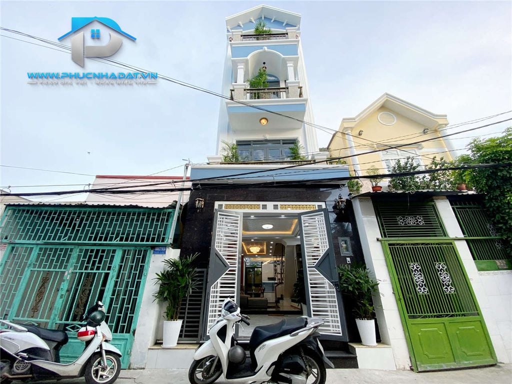 Nhà Cổ Điển Hẻm Xe Hơi 1806 Huỳnh Tấn Phát Nhà Bè