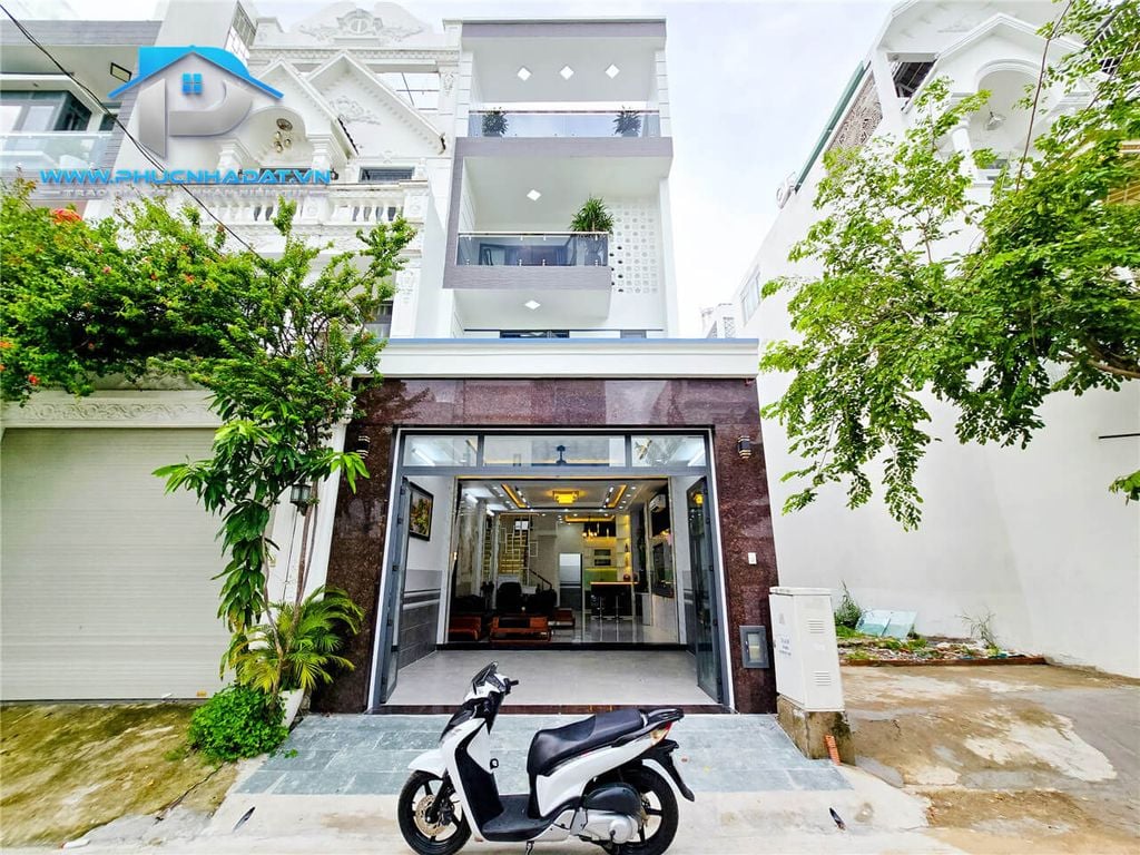 Nhà Phố Hiện Đại Cạnh Công Viên Khu Compoud Green Riverside Nhà Bè