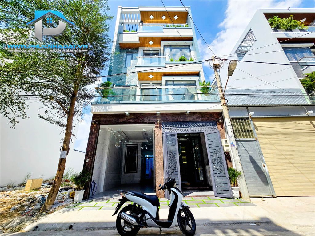 Nhà Phố Hiện Đại Có Thang Máy KDC Anh Tuấn Green Riverside Nhà Bè