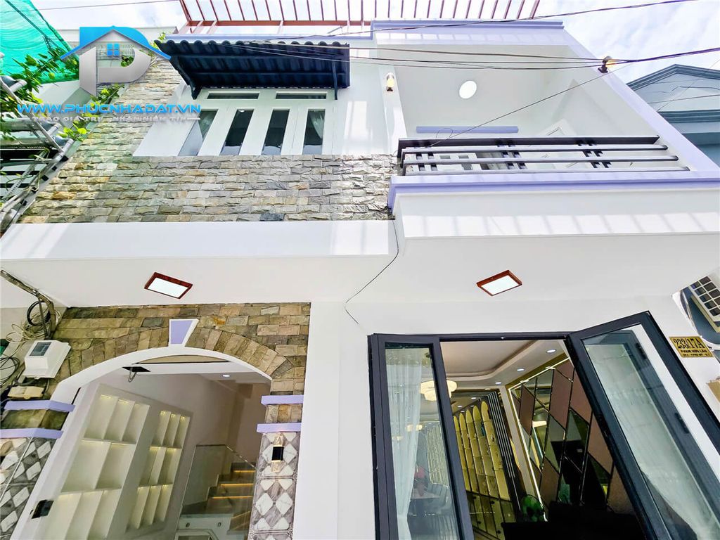 Nhà Đẹp Đầy Đủ Nội Thất Đường Phạm Hữu Lầu Phú Mỹ Quận 7