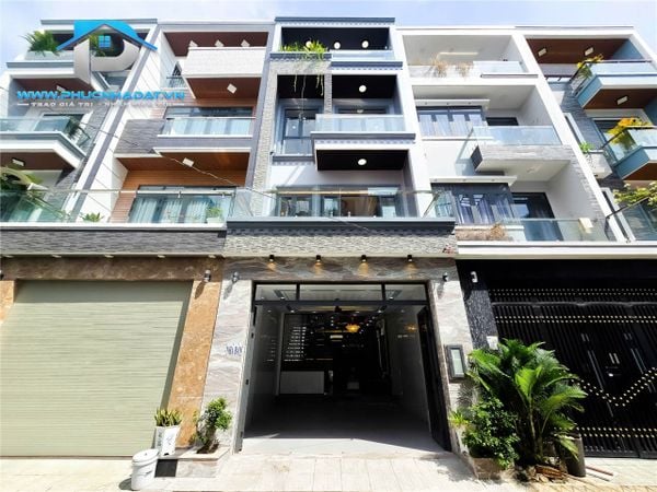 Nhà Phố Hiện Đại Khu Dân Cư Green Riverside Huỳnh Tấn Phát Nhà Bè