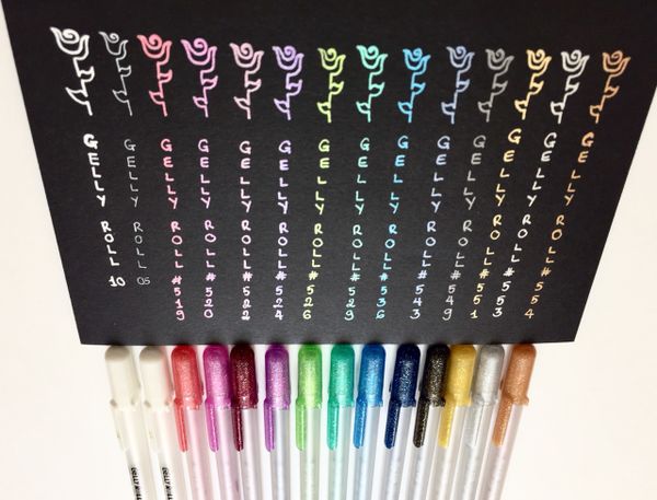  40 tờ giấy mỹ thuật đen trơn 180 gsm (có thể refill Sổ Còng) 19x24 cm (xấp xỉ B5) 