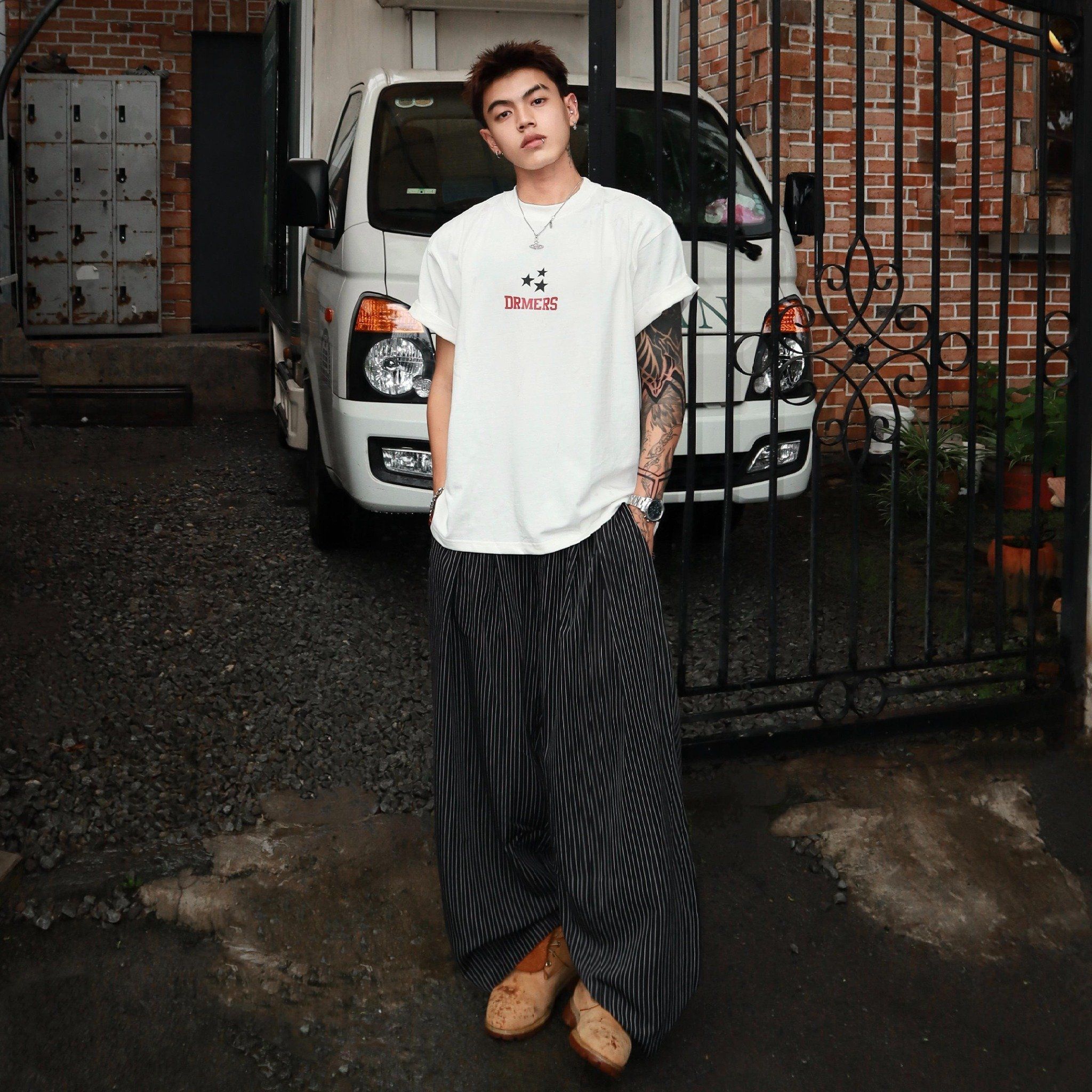  Quần Dài Kẻ Sọc Ống Rộng Outerity Striped 