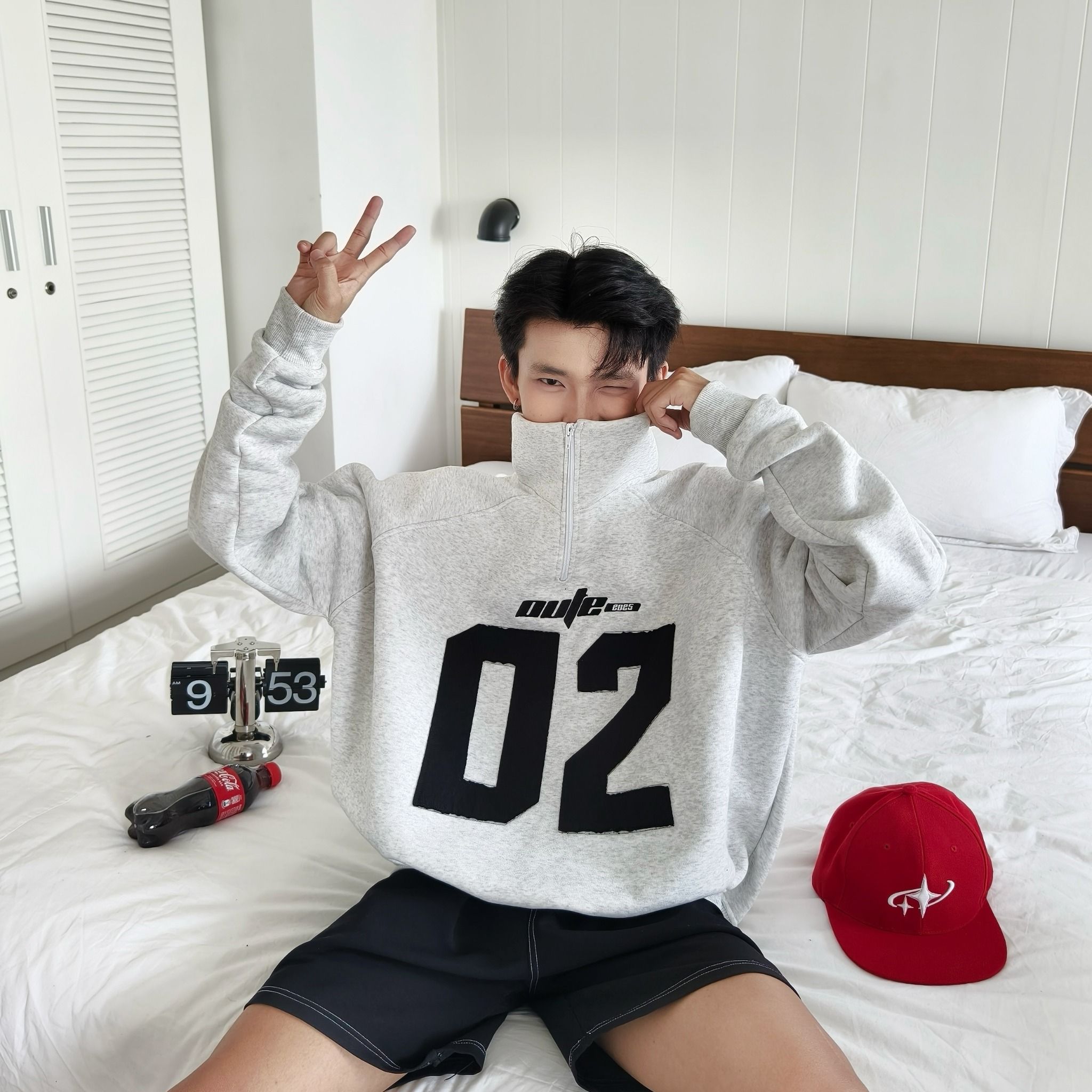  Áo Sweater Halfzip Outerity Nỉ Bông Thêu Đắp Form Boxy 