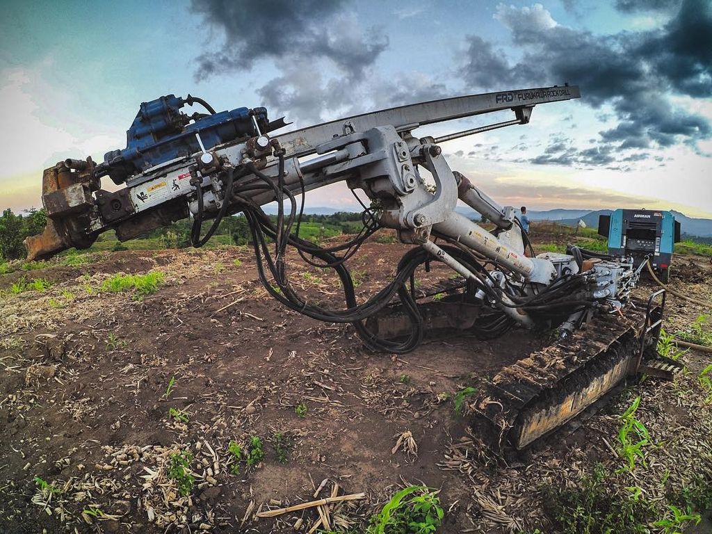 Chuôi búa PD200-T38