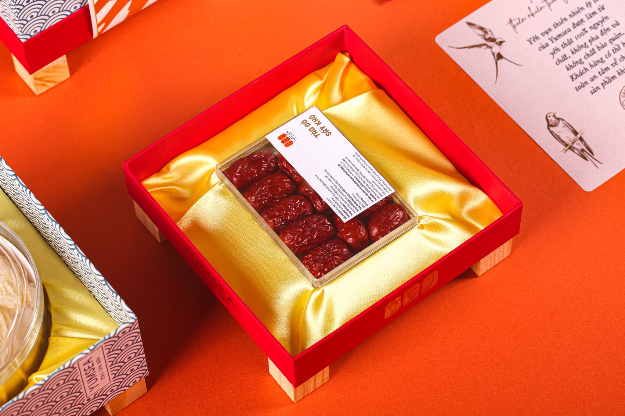 Set tổ yến thiên nhiên thượng hạng, 50g, hộp, mẫu showa, Yumsea