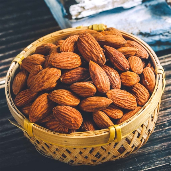 Hạnh nhân rang muối biển, 240g, hũ, mẫu tobita, L