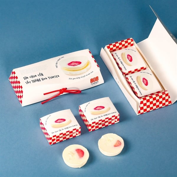 Sữa chua yến sấy thăng hoa, 16g, hộp, mẫu pillow, Yumsea
