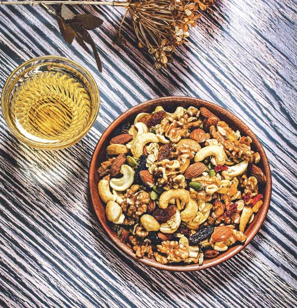 Granola siêu hạt ăn kiêng 15% yến mạch, 300g, bịch, mẫu kraft 1 mặt trong, L’angfarm