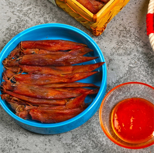 Mực muối khô, 650g, khay mẫu inaka, Yumsea
