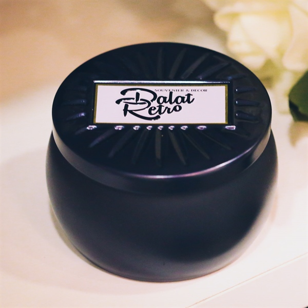 Nến thơm, 120g, hộp, mẫu hộp thiếc hoa văn, hương city of light, Dalat Retro