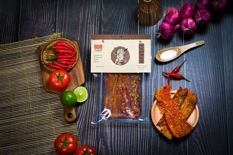 Bò khô miếng ăn liền, 80g, bịch, mẫu hút chân không, Yumsea