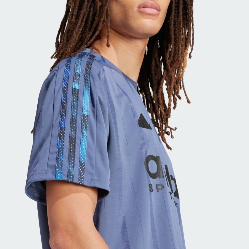 Áo Thun adidas - IS1540