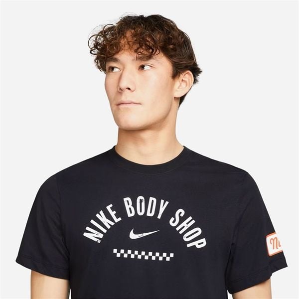 Áo Thun Tay Ngắn Thể Thao Nam Nike Body DZ2734-010