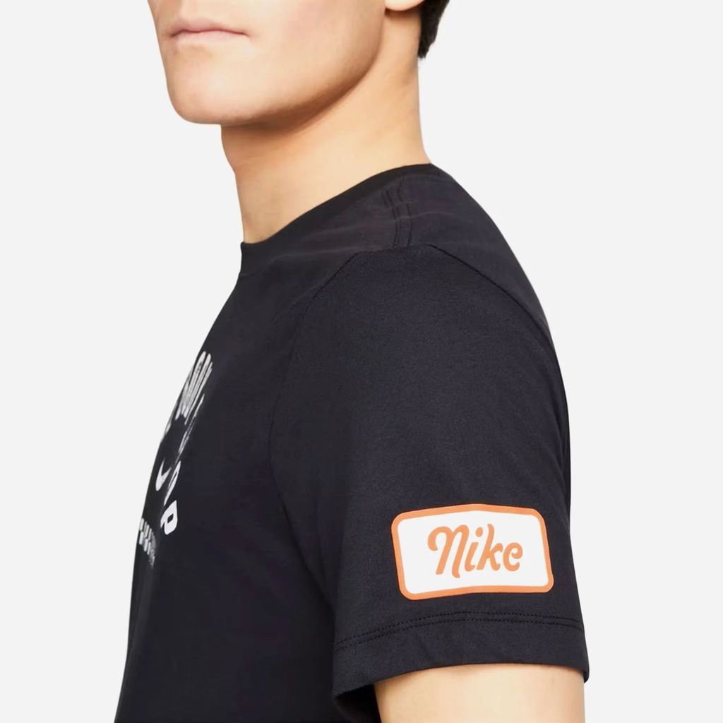 Áo Thun Tay Ngắn Thể Thao Nam Nike Body DZ2734-010