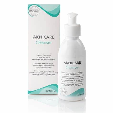  AKNICARE CLEANSER 200ML - GEL LÀM SẠCH TRỊ MỤN 