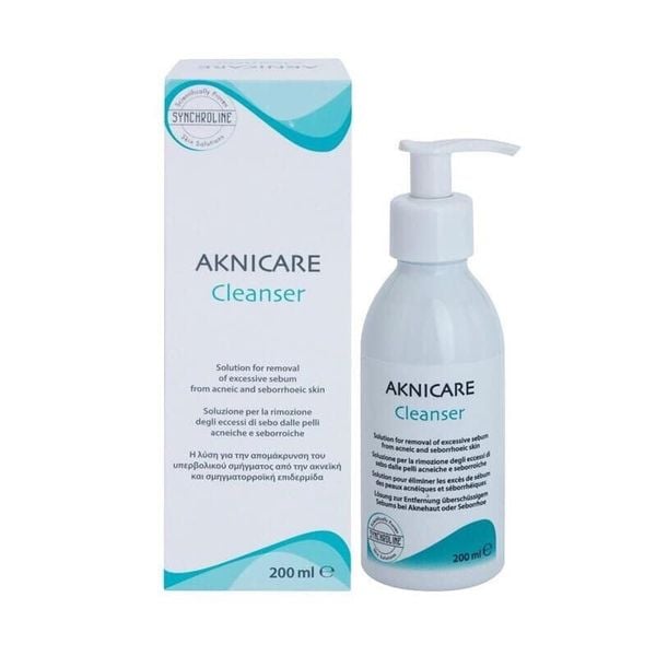 Gel Làm Sạch Trị Mụn Aknicare Cleanser 200ml