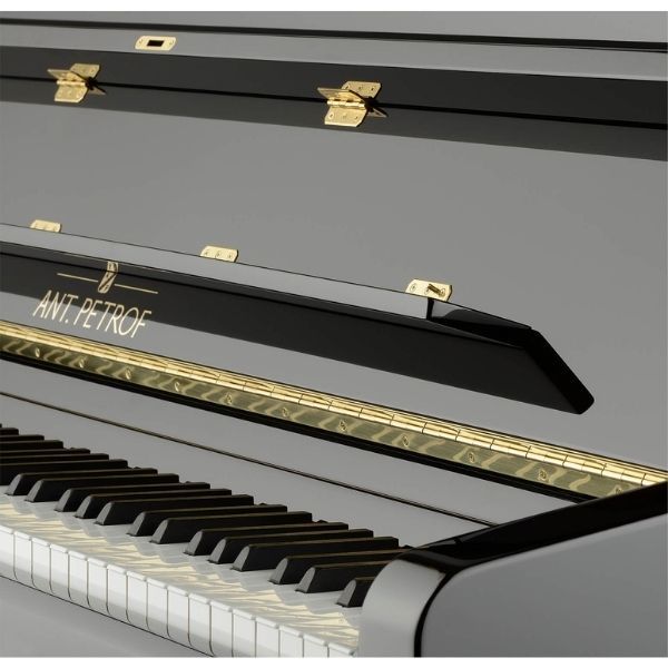  Đàn Piano Upright ANT. Petrof 136 