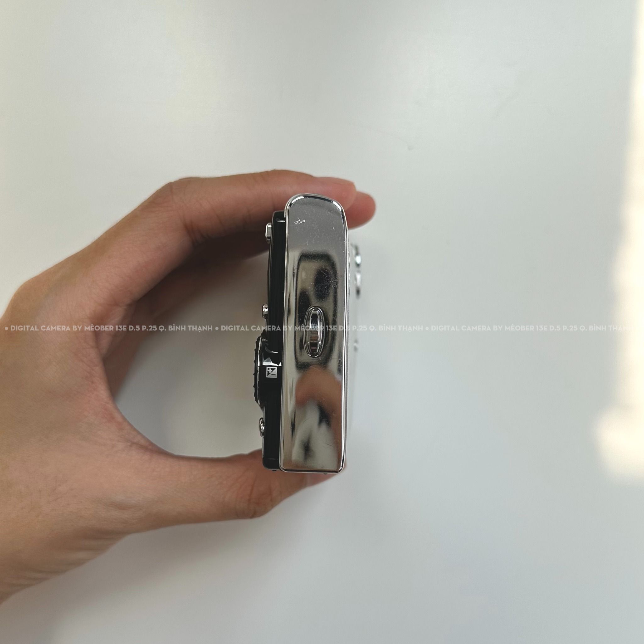  [2nd] Máy ảnh kỹ thuật số Nikon Coolpix S50 by Meober (Silver) 